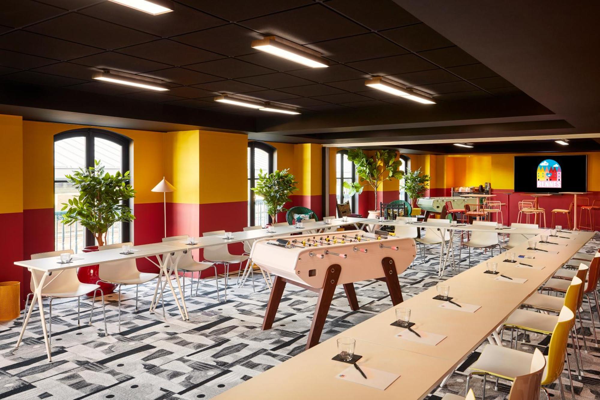 Mama Shelter Rennes Hotel Exterior photo